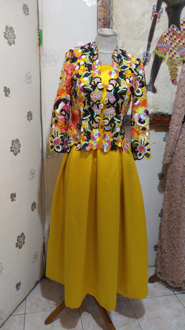 Onien kebaya - Image 6