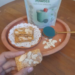 Jan hagel with spirulina
